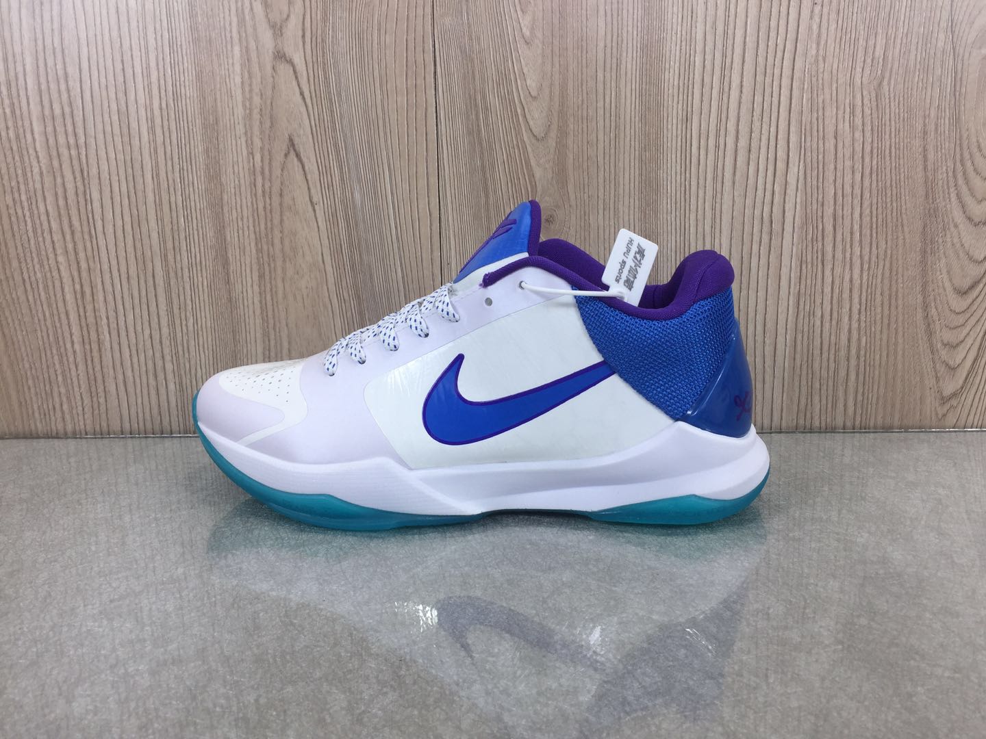 Nike Kobe 5 Protro Hornets